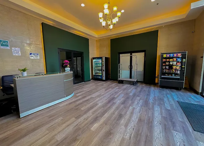 Mccormick Place Huge 2Br Cozy Loft Suite With Optional Parking Sleeps 8 Near Soldier Field And Grant Park